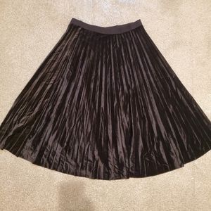 Velvet accordian skirt